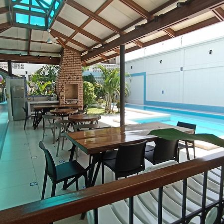 イキトスMorona Flats & Pool - 70 M2アパートメント エクステリア 写真