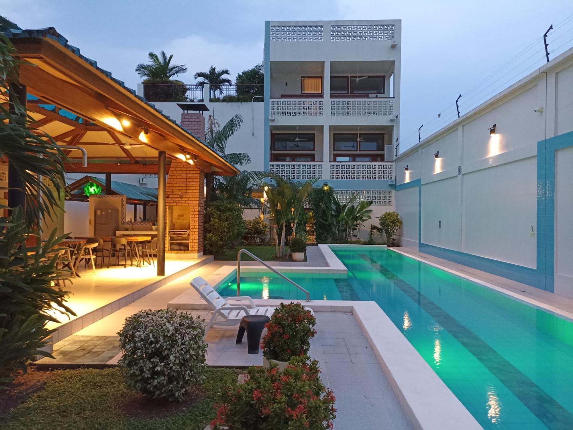 イキトスMorona Flats & Pool - 70 M2アパートメント エクステリア 写真